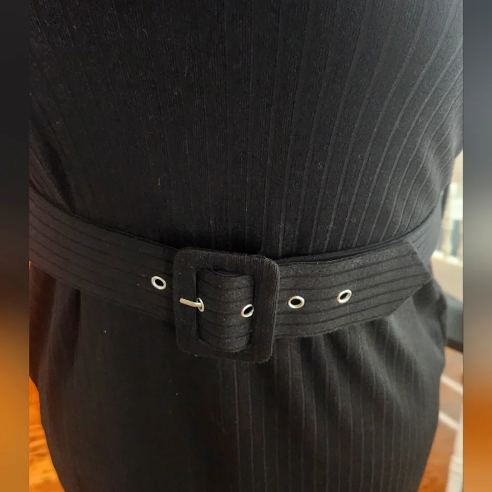 Midi Ribbed Dress With Belt - Picture 2 of 9